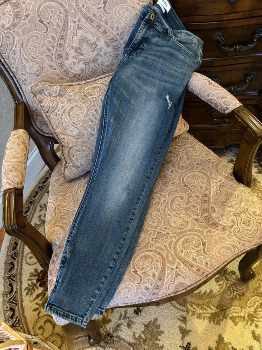 pistola‎ Distressed Indigo Jeans Zipper detail at ankles 💙Size 31